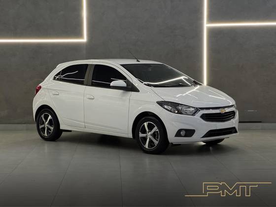 CHEVROLET ONIX 1.4 MPFI LTZ 8V FLEX 4P MANUAL CHEVROLET ONIX 1.4 MPFI LTZ 8V FLEX 4P MANUAL